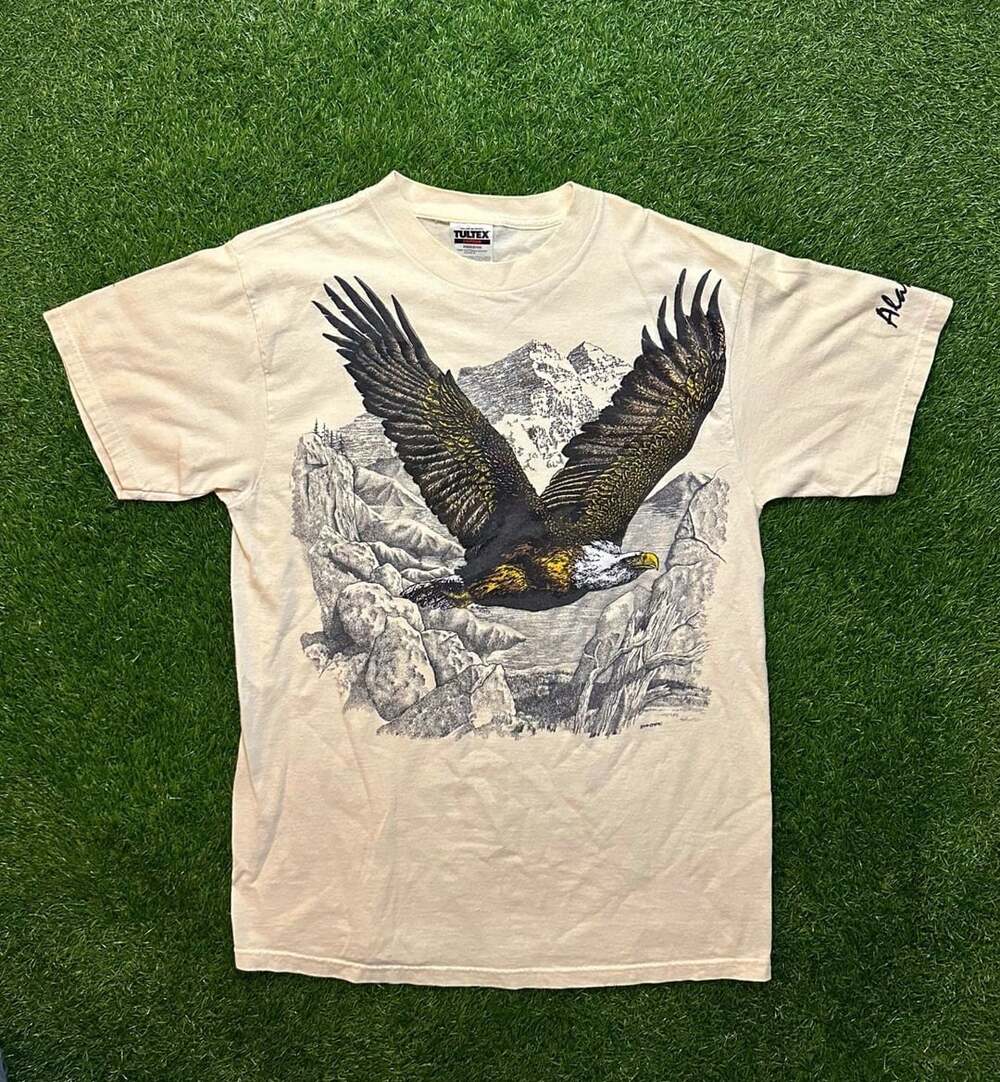 Vintage Tultex Alaska Bald Eagle Graphic T-Shirt